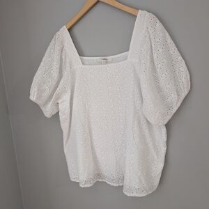 Solitaire Ivory Eyelet Blouse with Puff Sleeves
